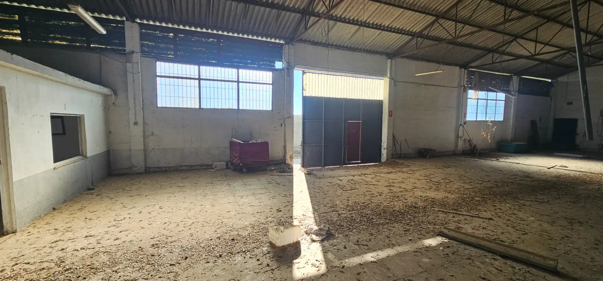 Nau industrial en venda en Maracena