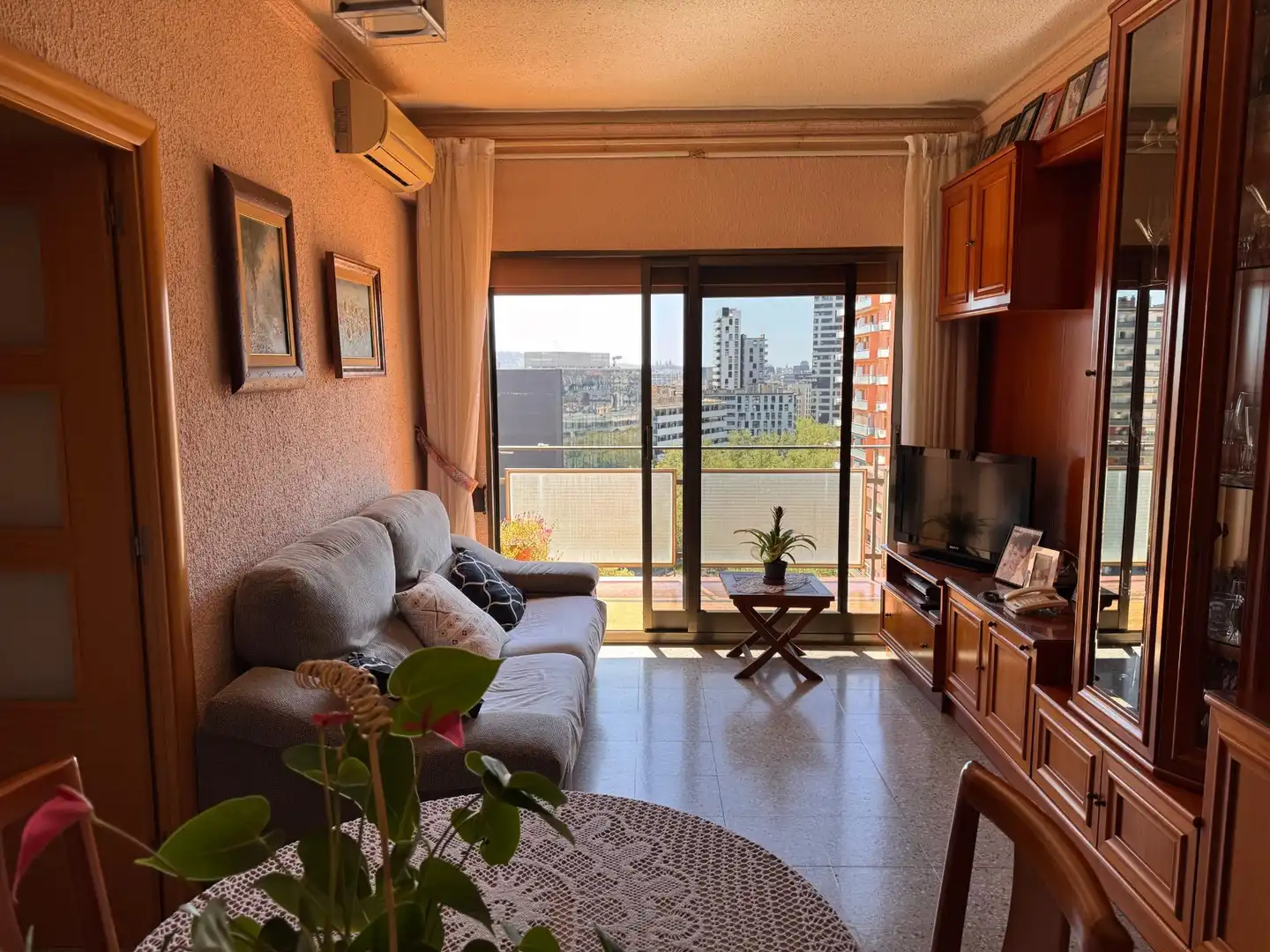 Living room of Flat for sale in Barcelona  with Balcony