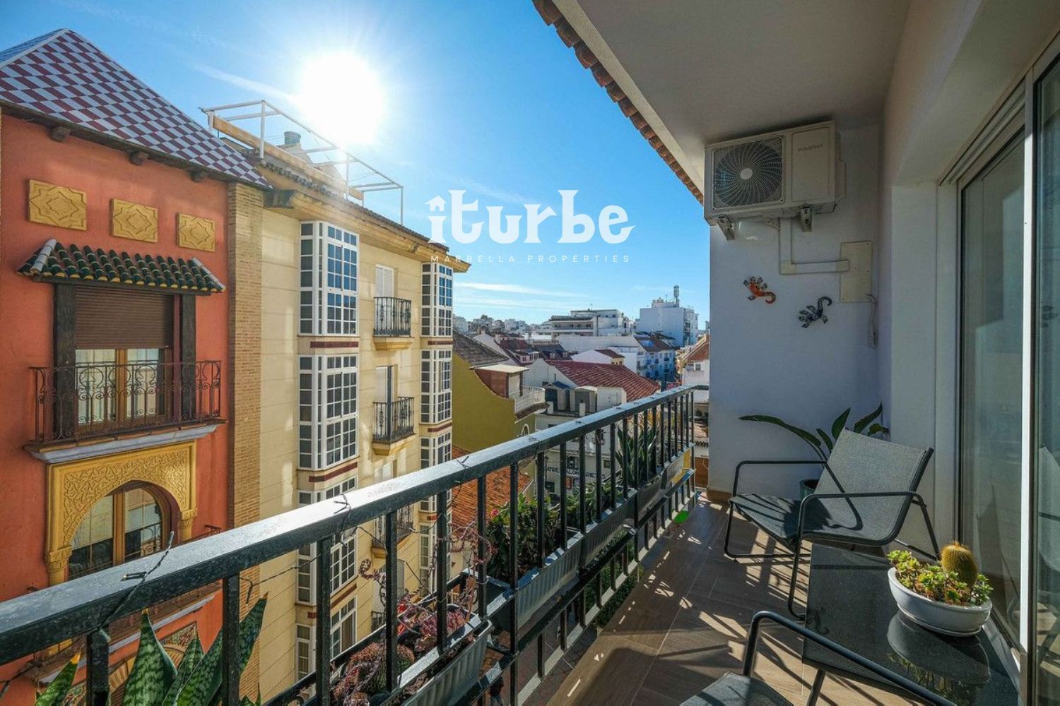 Vista exterior de Piso de alquiler en Fuengirola con Aire acondicionado y Terraza