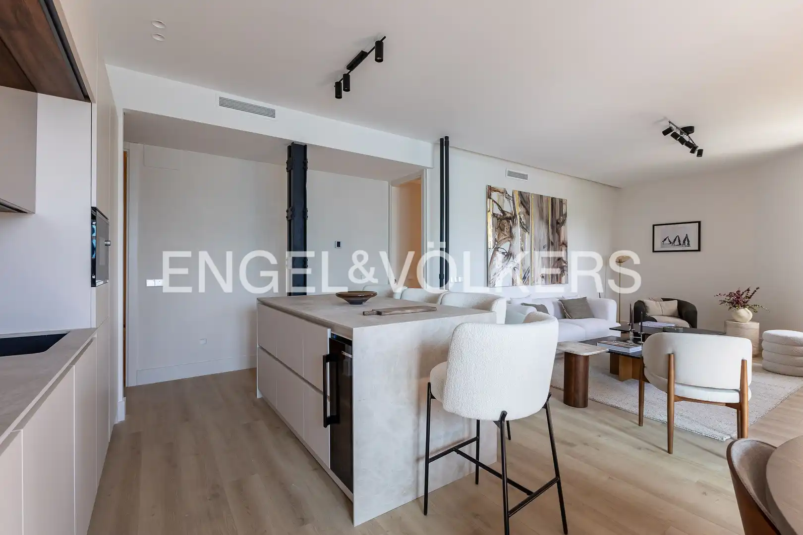 Wohnzimmer von Wohnung zum Verkauf in Madrid mit Klimaanlage und Heizung