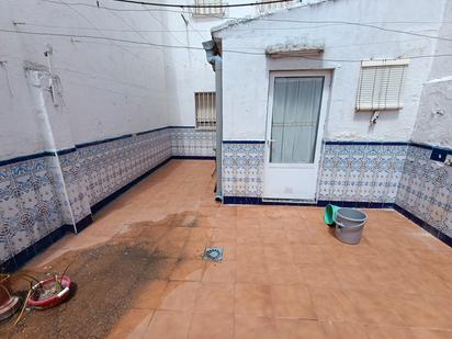 Exterior view of House or chalet for sale in Linares  with Storage room and Balcony