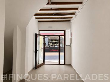 Locale commerciale in affitto a Centre