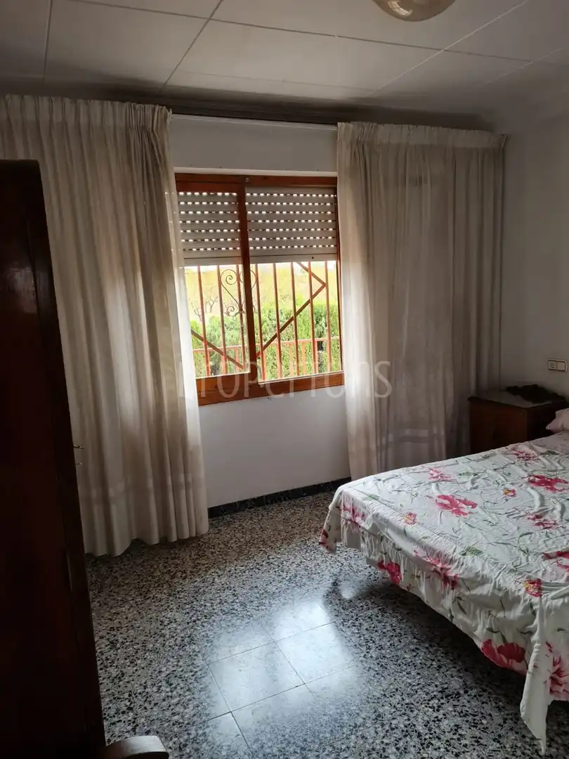 Bedroom of Houses for sale in Petrer
