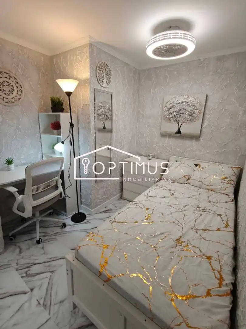 Habitación de Apartamento en venta en Xirivella con Aire acondicionado, Amueblado y Horno