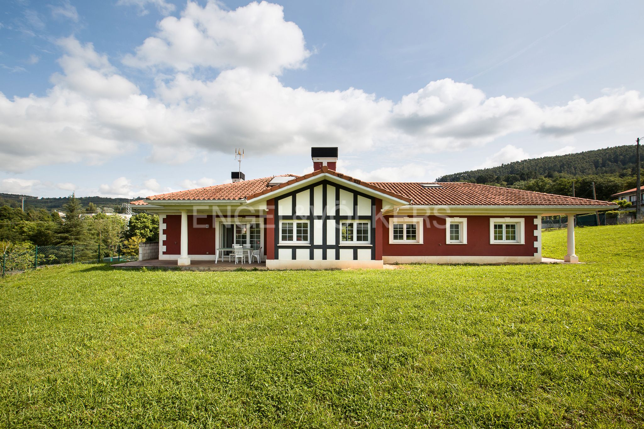 Exterior view of House or chalet for sale in Loiu  with Air Conditioner, Heating and Private garden