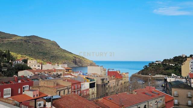 Casa-chalet en Venta en Portbou