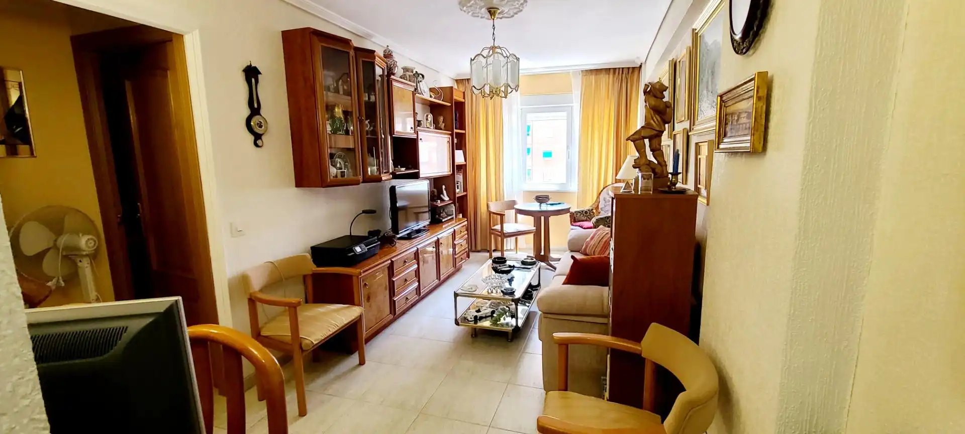 Sala d'estar de Apartament en venda en Madrid amb Calefacció