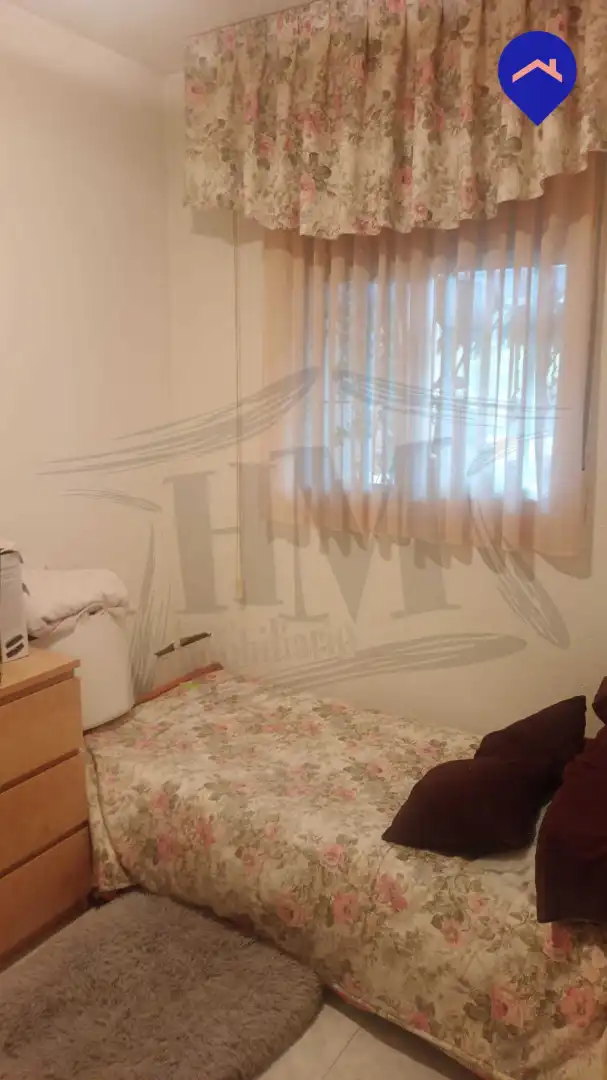 Dormitori de Casa o xalet en venda en Pioz amb Jardí privat, Internet i Alarma