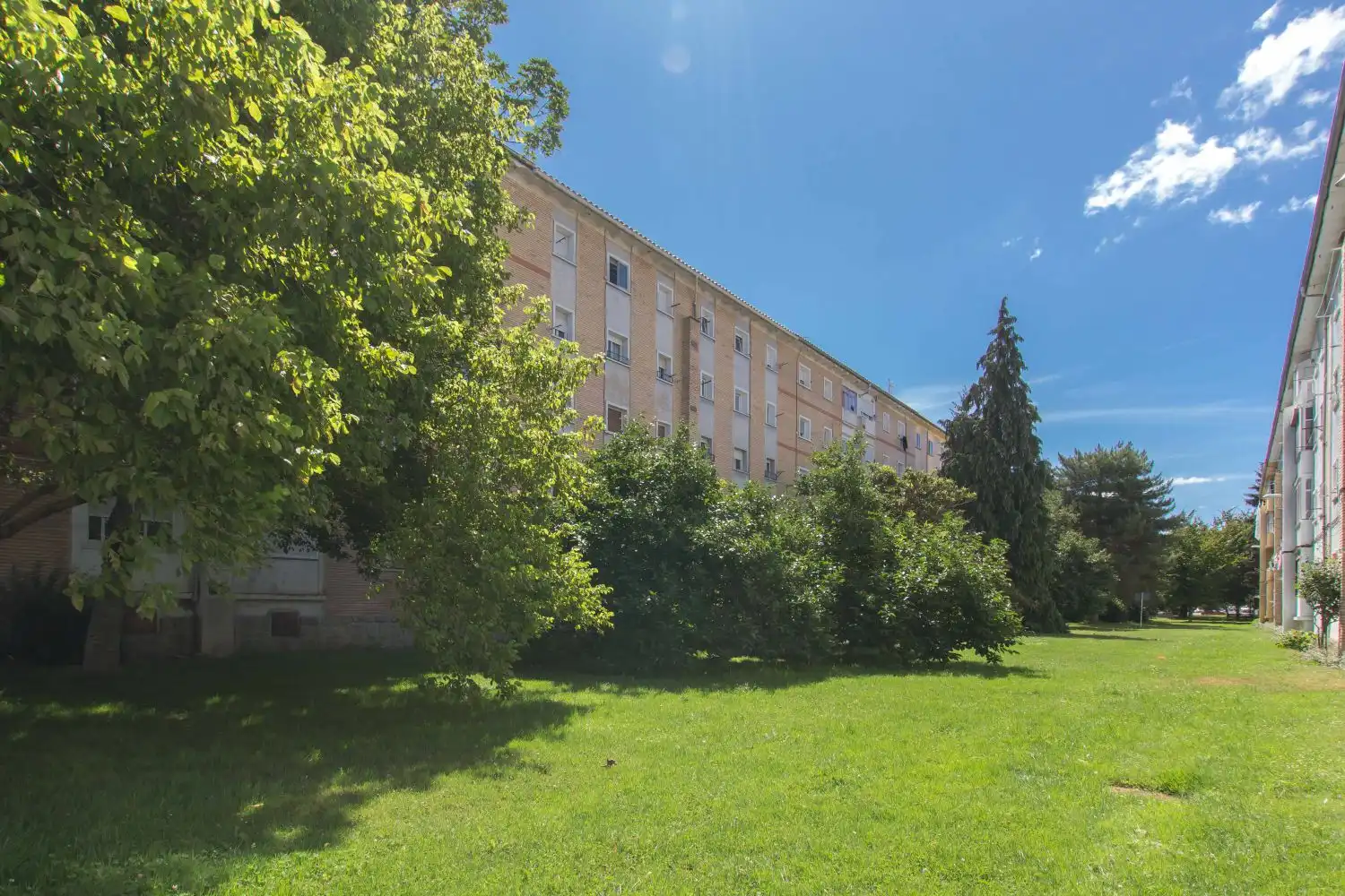 Vista exterior de Pis en venda en  Pamplona / Iruña amb Calefacció, Moblat i Balcó