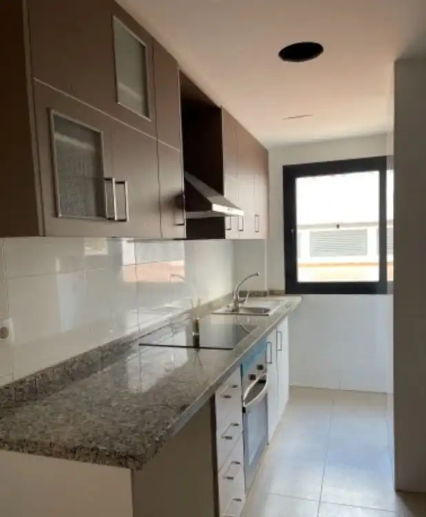 Cocina de Piso en venta en Tavernes de la Valldigna con Alarma