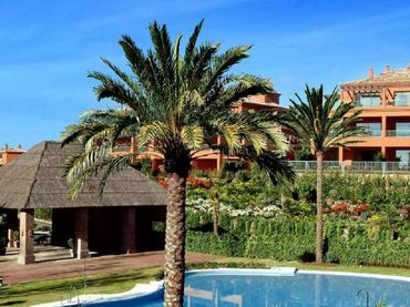 Wohnung mit Pool zum Verkauf in Calle Dunas de Casasola 9E