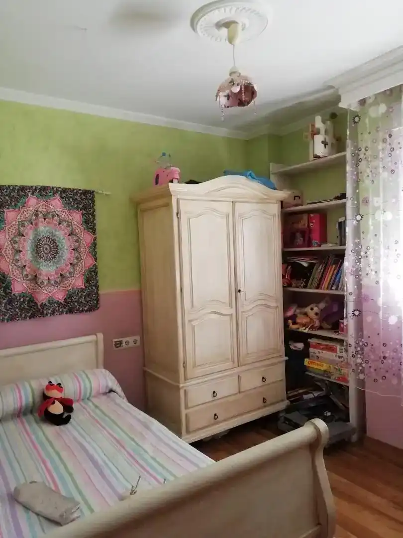 Habitación de Piso en venta en Algeciras con Parquet, Trastero y Amueblado