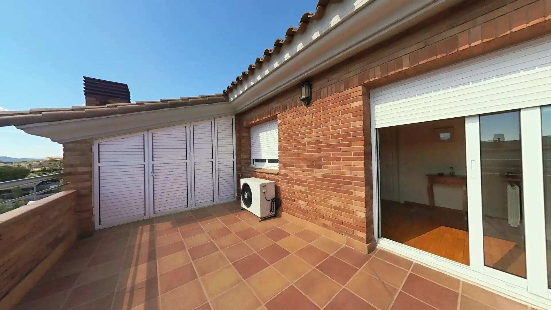 Terrace of Houses for sale in Sant Feliu de Llobregat  with Air Conditioner, Heating and Private garden