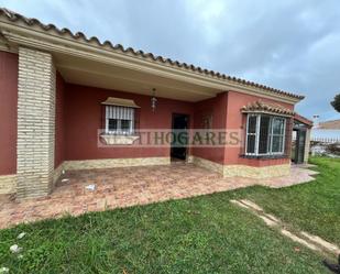 Vista exterior de Casa o xalet en venda en Chiclana de la Frontera