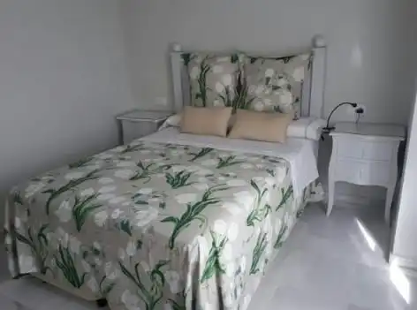 Bedroom of Flat for rent in Algeciras  with Air Conditioner and Furnished