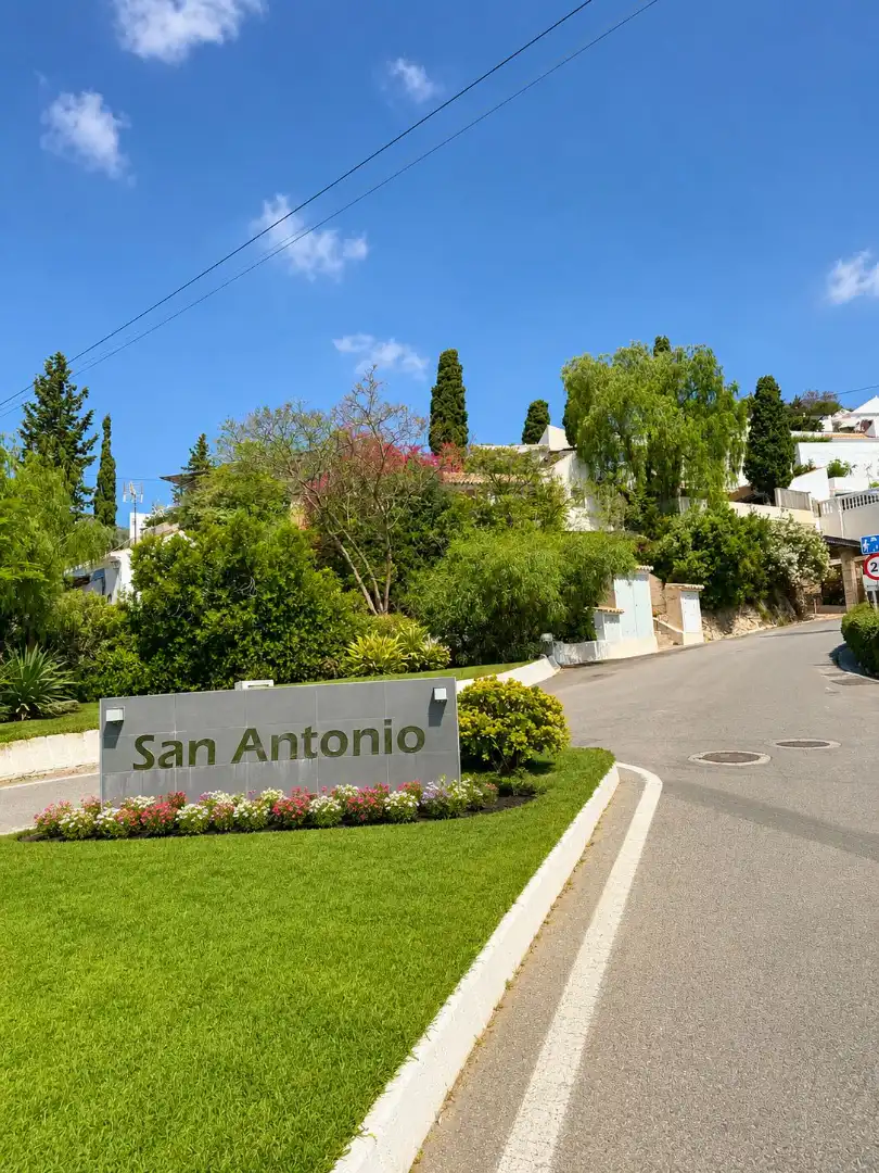Exterior view of Houses for sale in Almuñécar  with Air Conditioner, Heating and Private garden