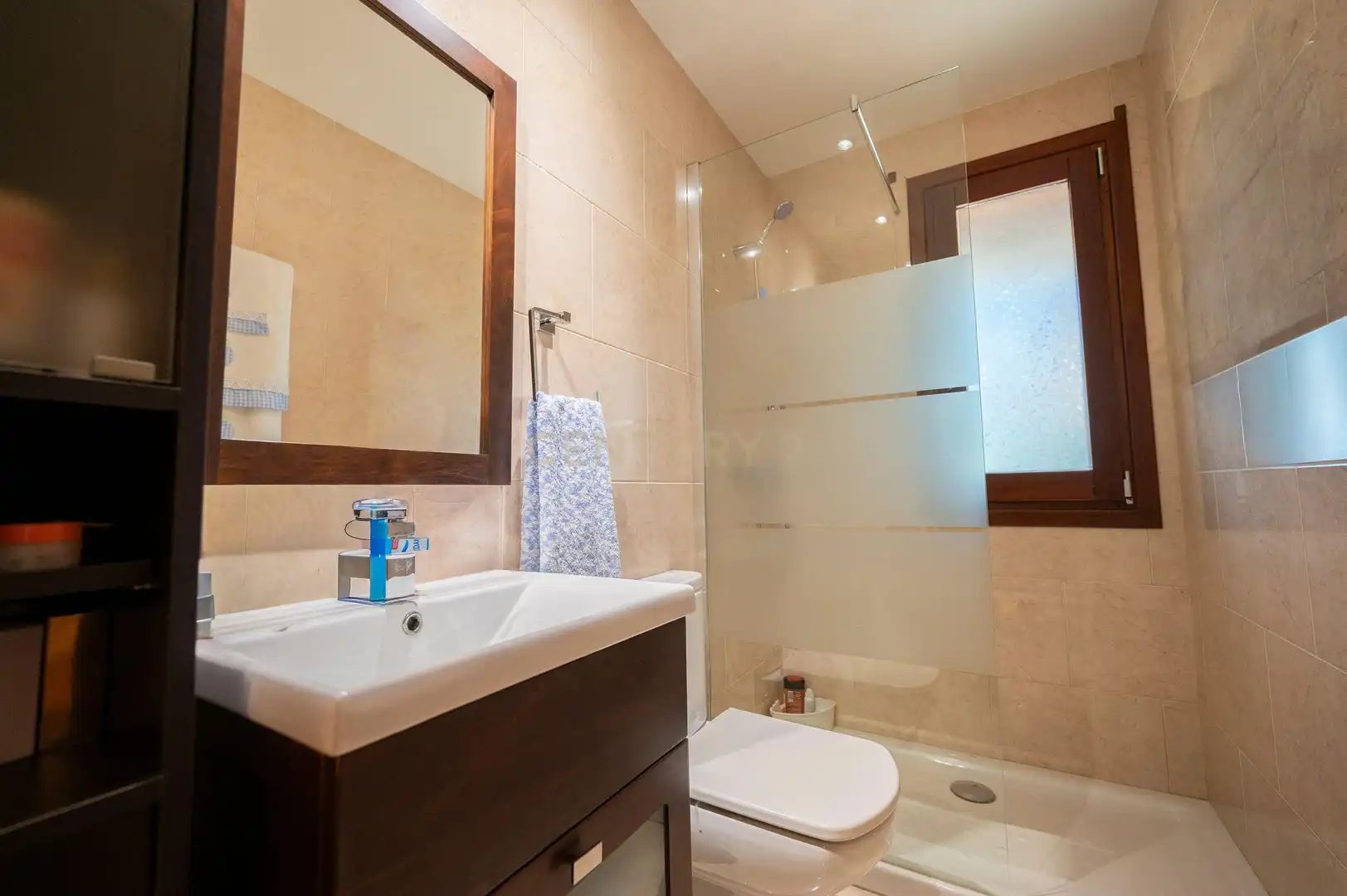 Badezimmer von Wohnungen zum Verkauf in Sant Josep de sa Talaia mit Abstellraum und Balkon