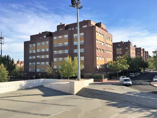 Piso en Alquiler en Arturo Eyries