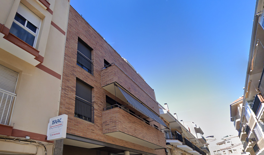 Vista exterior de Pis en venda en Ripollet amb Calefacció