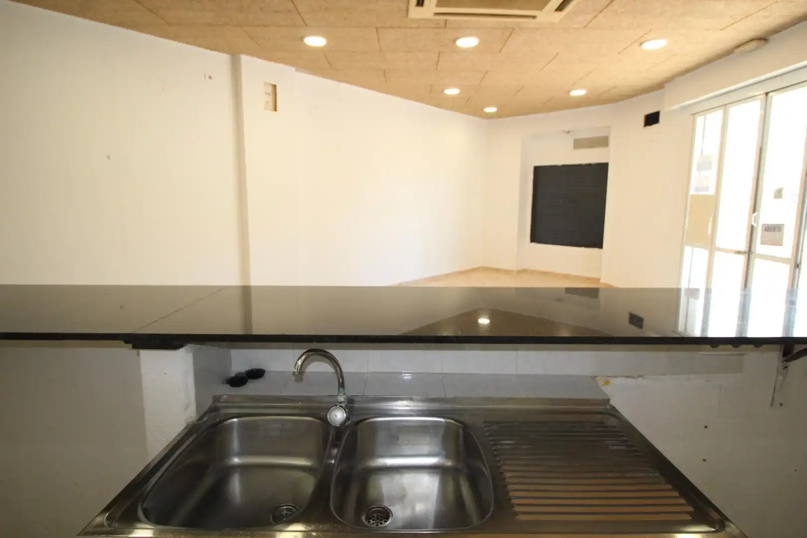 Kitchen of Commercial properties for rent in Oropesa del Mar / Orpesa  with Terrace