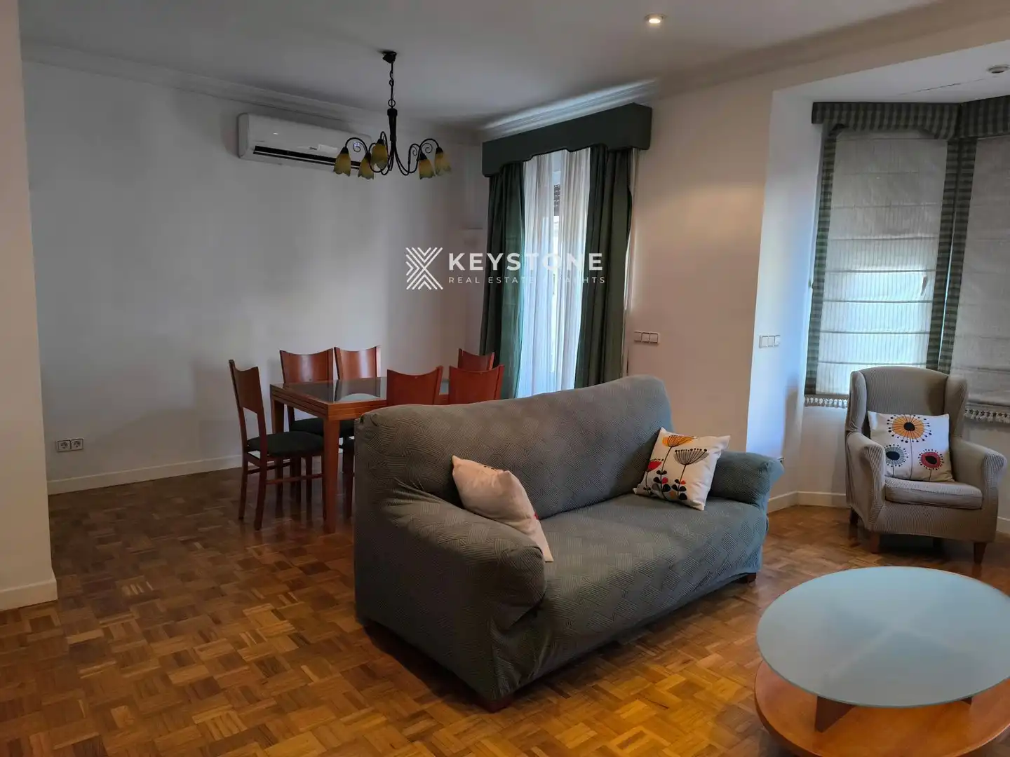 Wohnung zur Miete in CALLE MÉDICO MANERO MOLLÀ, 7, Barrio del Centro