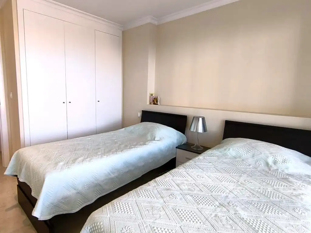 Schlafzimmer von Dachboden zum Verkauf in Dénia mit Klimaanlage, Heizung und Terrasse