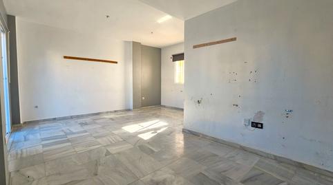 Foto 2 de Casa adosada en venta en Calle el Roble, Burguillos, Sevilla