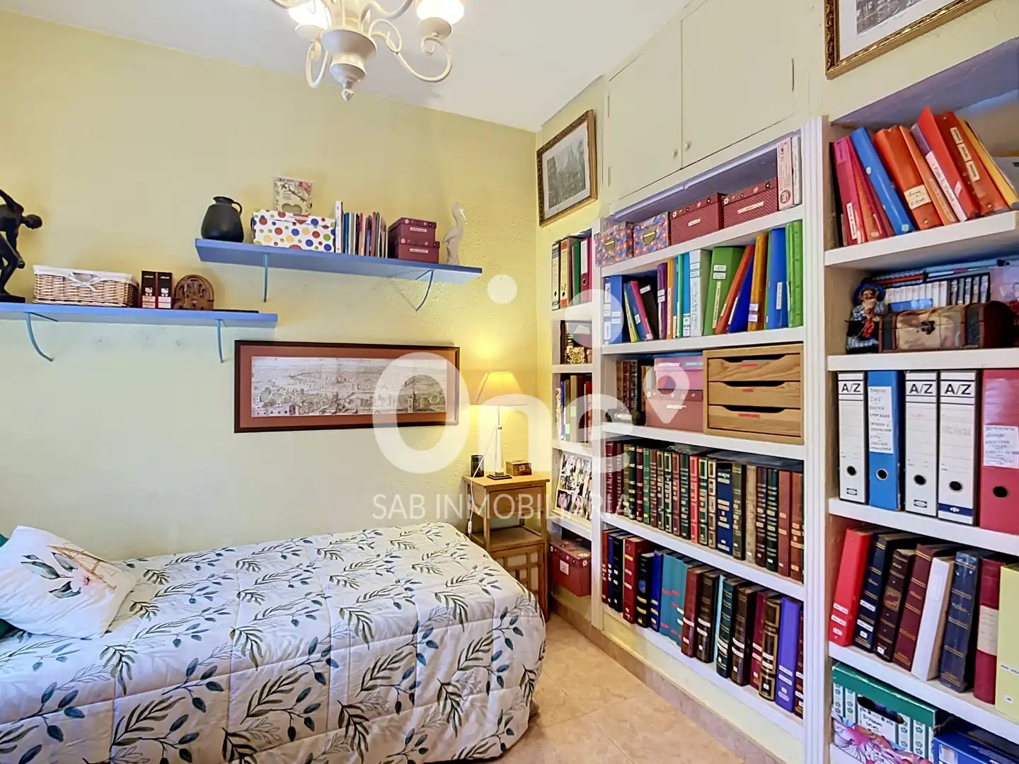 Habitación de Casa o chalet en venta en L'Eliana con Aire acondicionado, Calefacción y Jardín privado