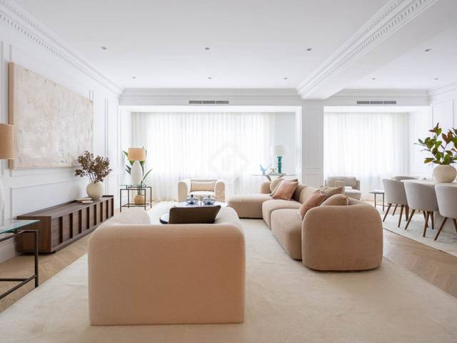 Piso en Venta en Castellana