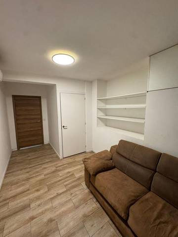 Local comercial en Venta en C/ del General Aldave en Carolinas Bajas