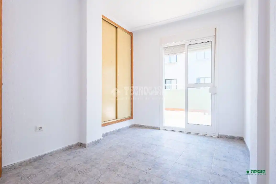 Habitación de Piso en venta en Almería con Terraza