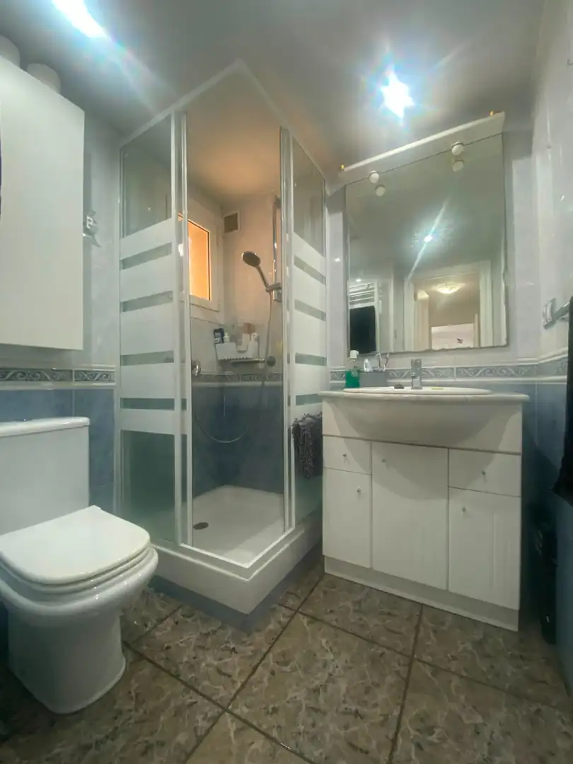 Bathroom of Flat for sale in Sabadell  with Air Conditioner, Heating and Furnished
