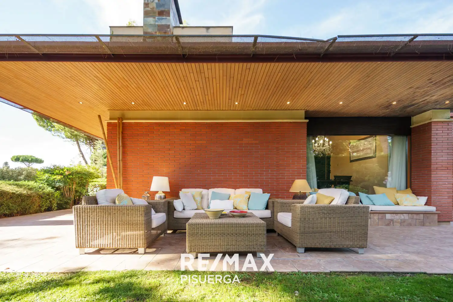 Terrassa de Casa o xalet en venda en Boecillo amb Jardí privat, Traster i Piscina