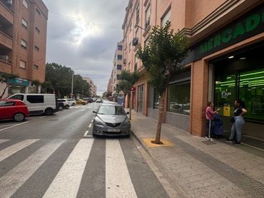 Local comercial en alquiler en Carrer Músic Filibert Rodrigo 12