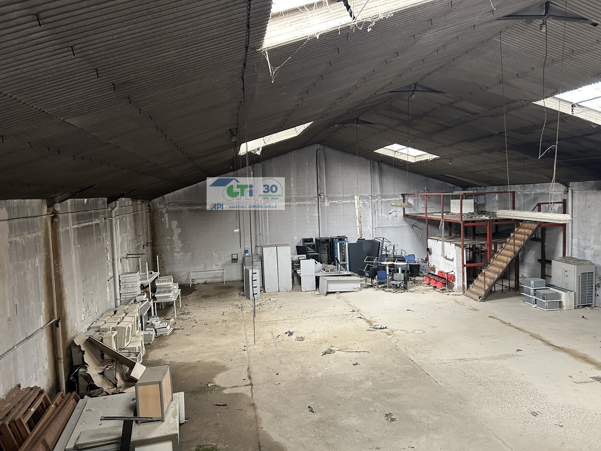 Nave industrial en venta en Cuarte de Huerva