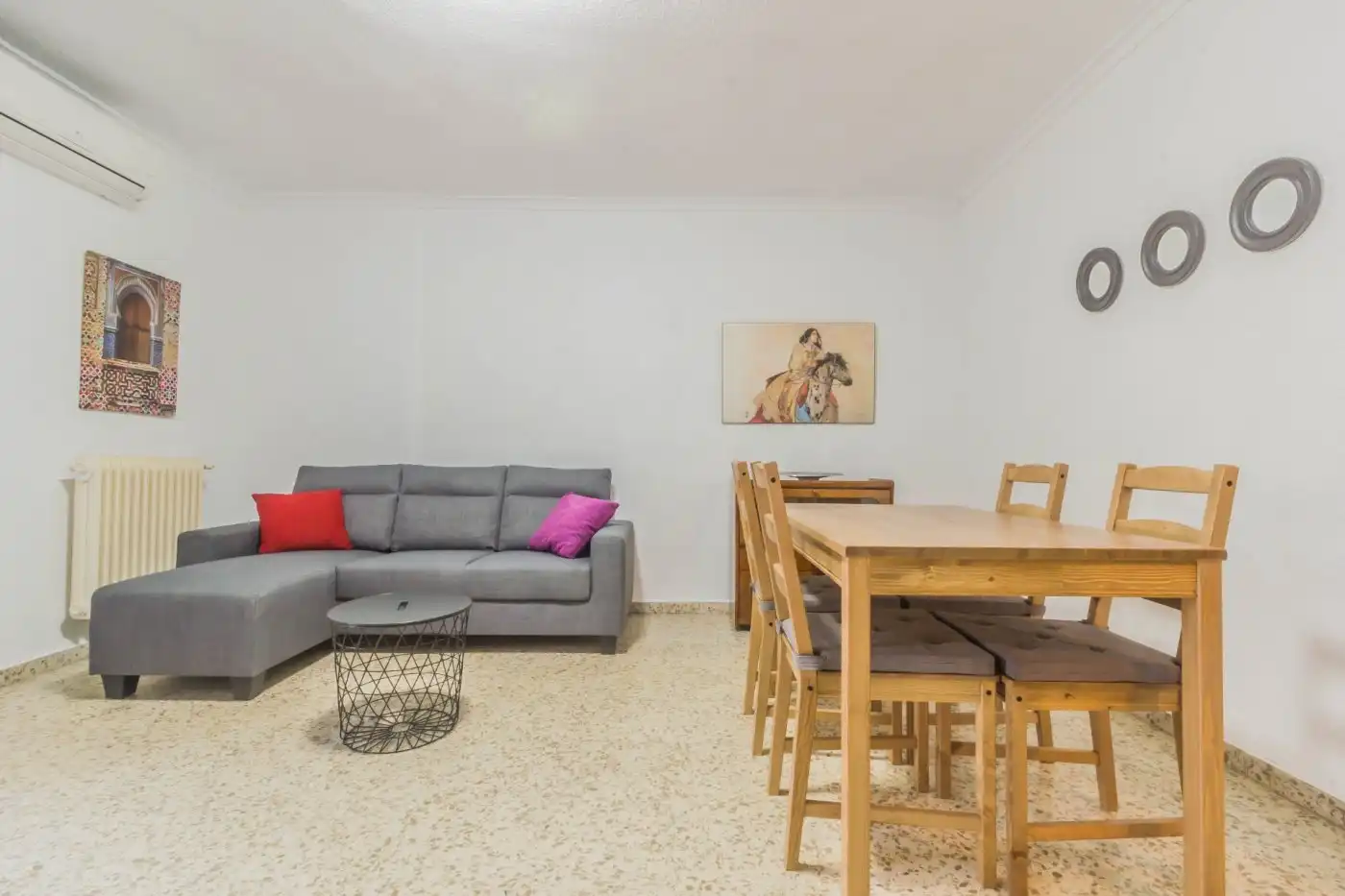 Sala de estar de Piso de alquiler en Granada con Aire acondicionado, Calefacción y Terraza