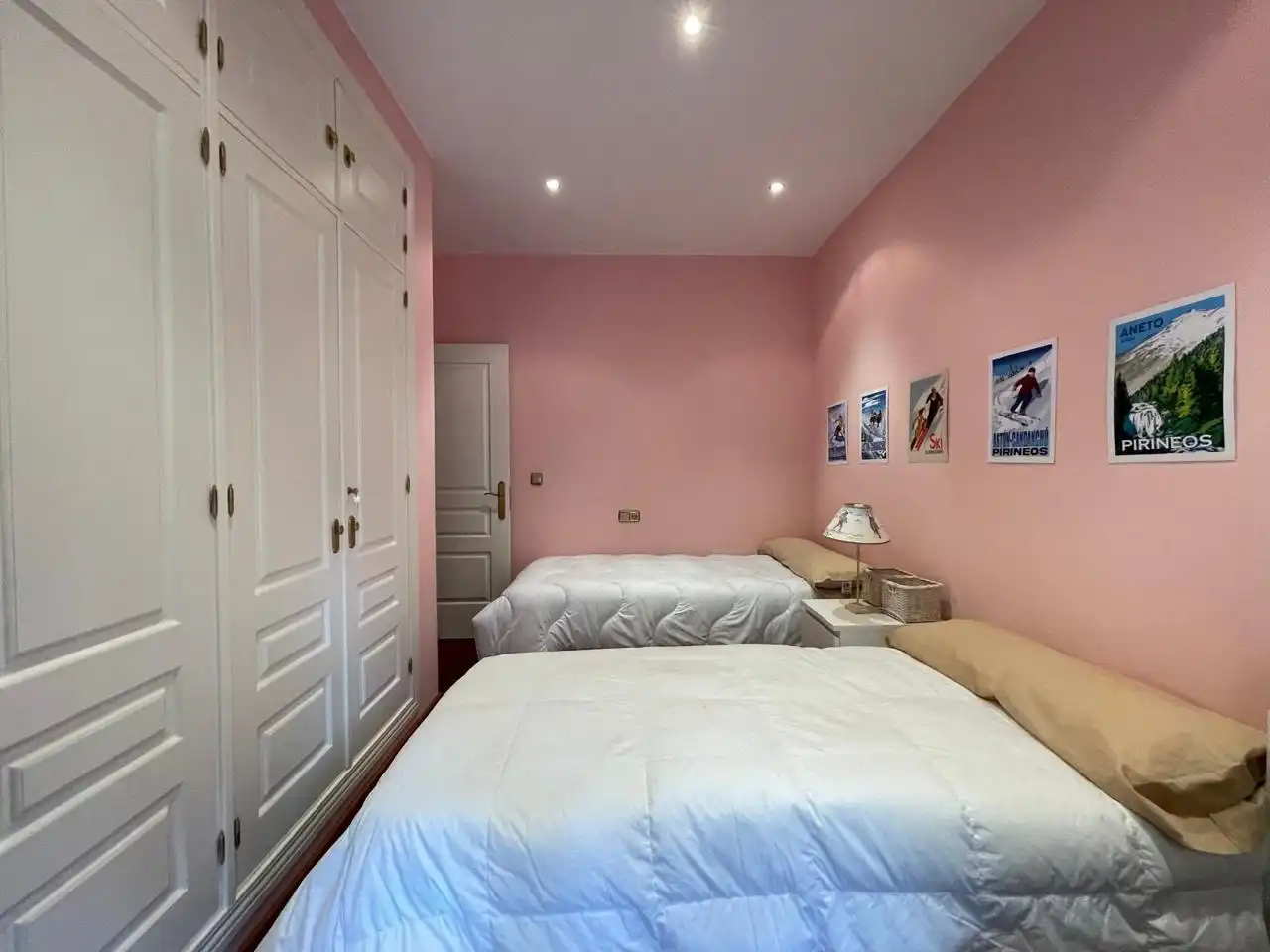 Habitación de Casa o chalet de alquiler en Jaca con Jardín privado y Terraza
