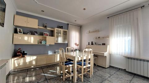 Foto 3 de Casa adosada en venda a Carrer de Mossèn Cinto Verdaguer, Caldes de Montbui, Barcelona