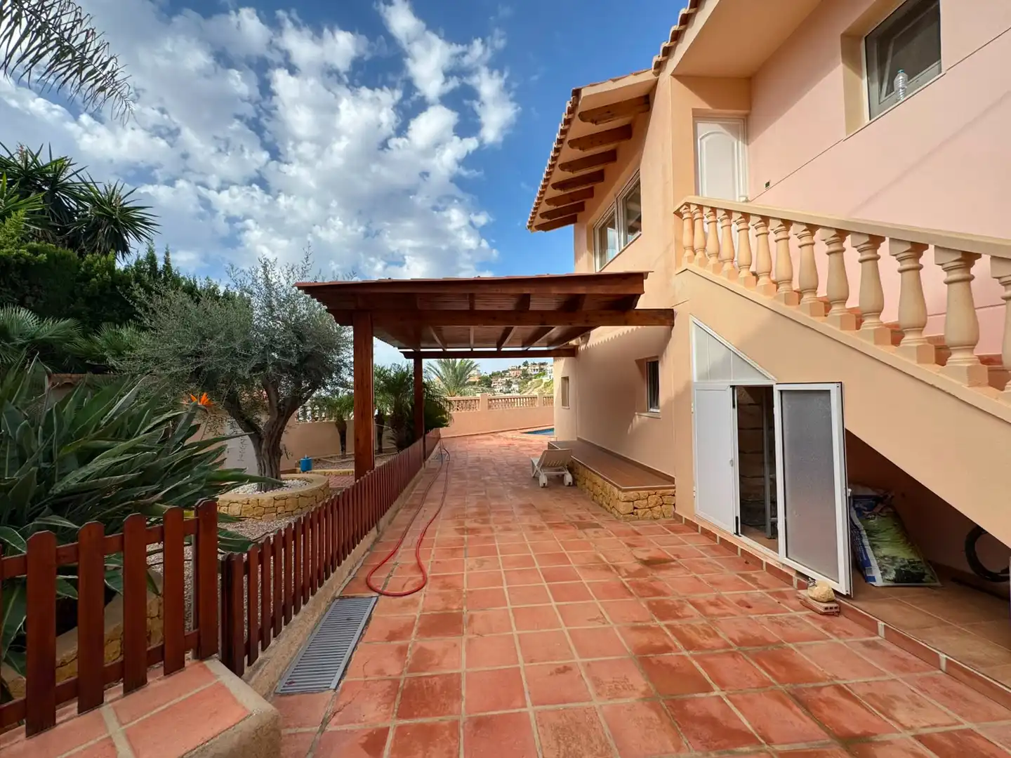 Terraza de Casa o chalet en venta en El Campello con Aire acondicionado, Calefacción y Jardín privado