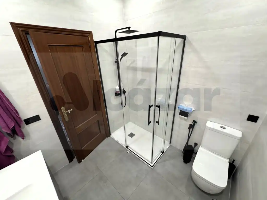 Baño de Casa adosada en venta en Mairena del Alcor con Aire acondicionado y Terraza