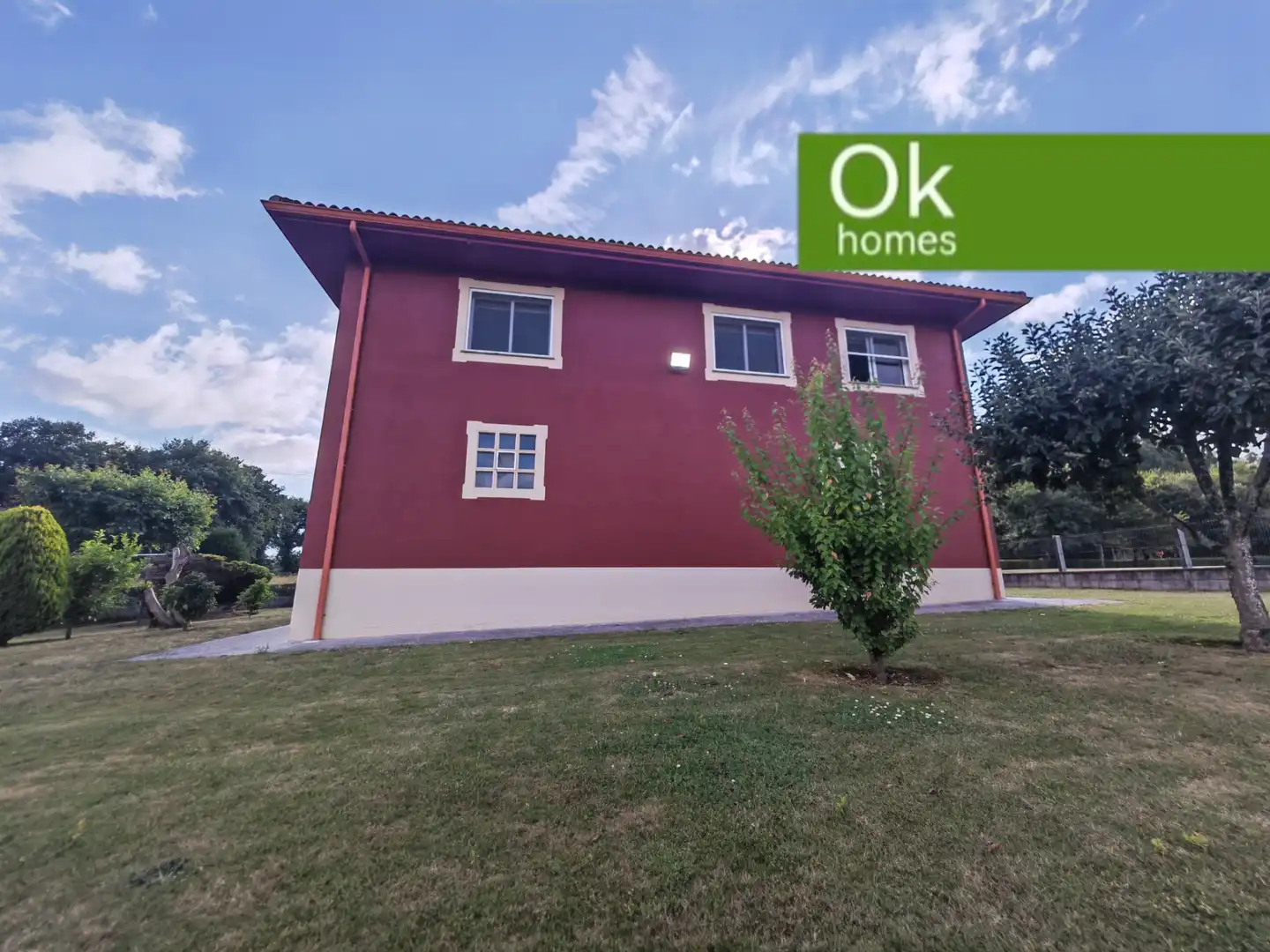 Vista exterior de Casa o xalet en venda en Boimorto amb Calefacció, Jardí privat i Parquet