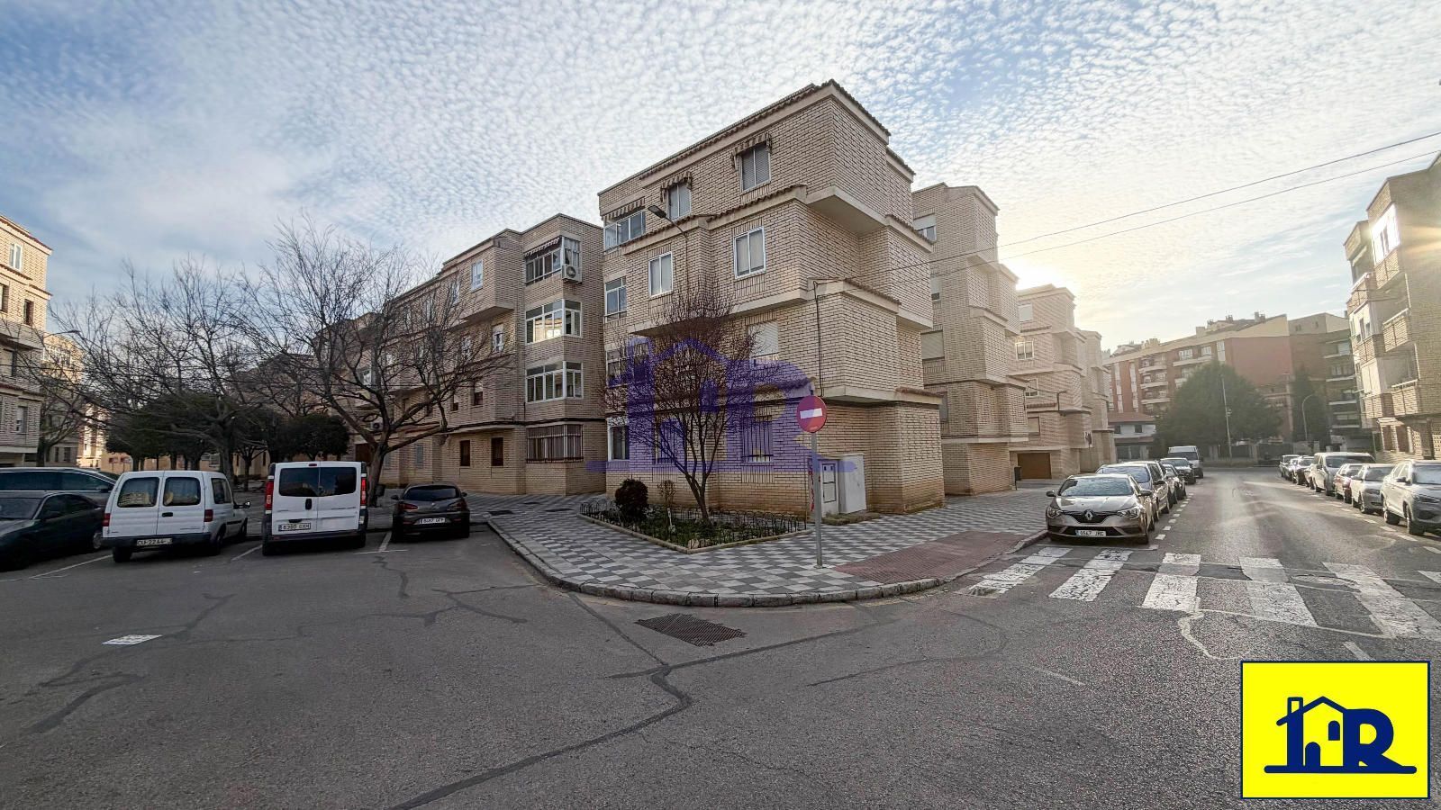 Vista exterior de Pis en venda en Cuenca Capital amb Aire condicionat, Calefacció i Terrassa