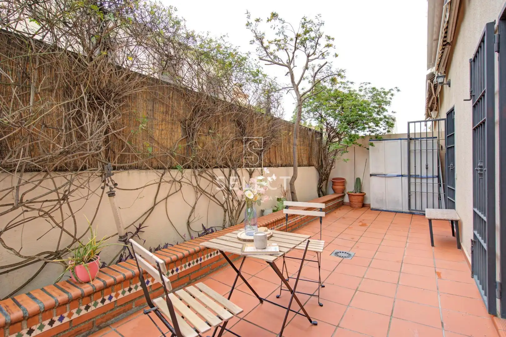 Terrassa de Apartament en venda en Granada amb Aire condicionat, Calefacció i Jardí privat