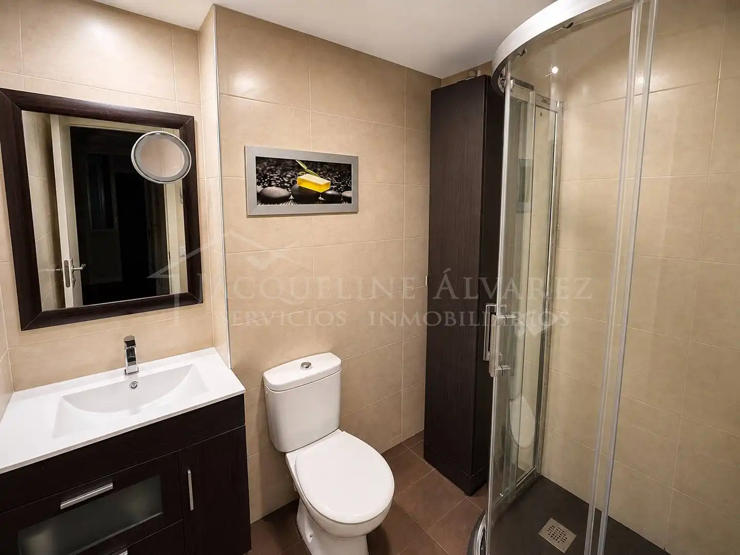 Bathroom of Flat for sale in Valdemoro  with Air Conditioner, Heating and Terrace