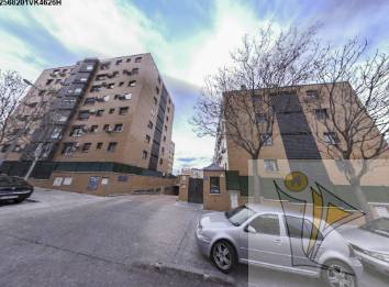 Piso en Venta en CL BARIO  en Butarque