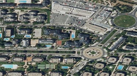 Foto 2 de Piso en venta en Calle Joaquin Turina, Golf - El Carralero, Majadahonda