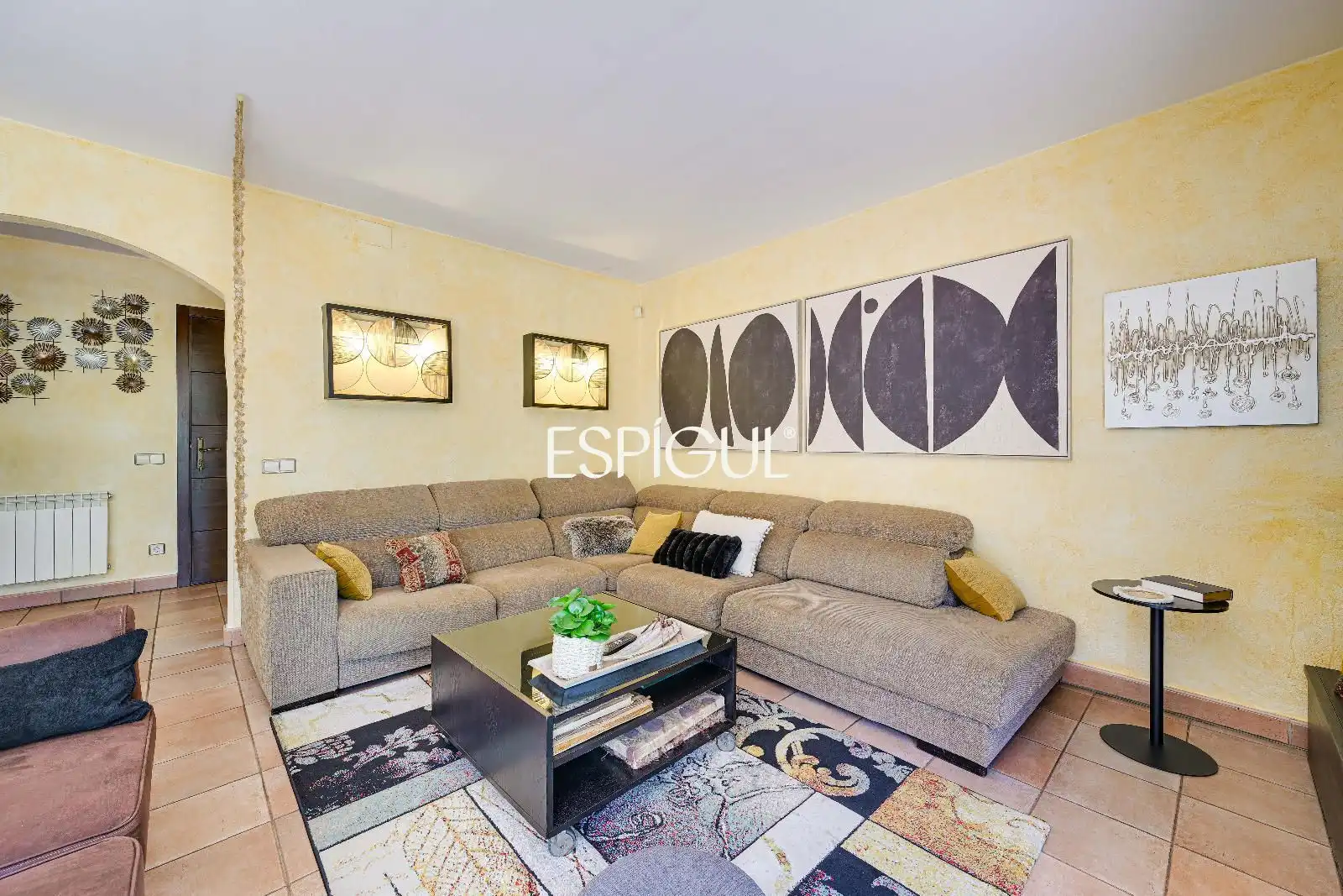 Sala de estar de Casa o chalet en venta en Girona con Aire acondicionado, Calefacción y Amueblado