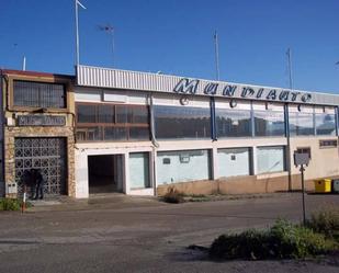 Exterior view of Industrial buildings for sale in Castro del Río