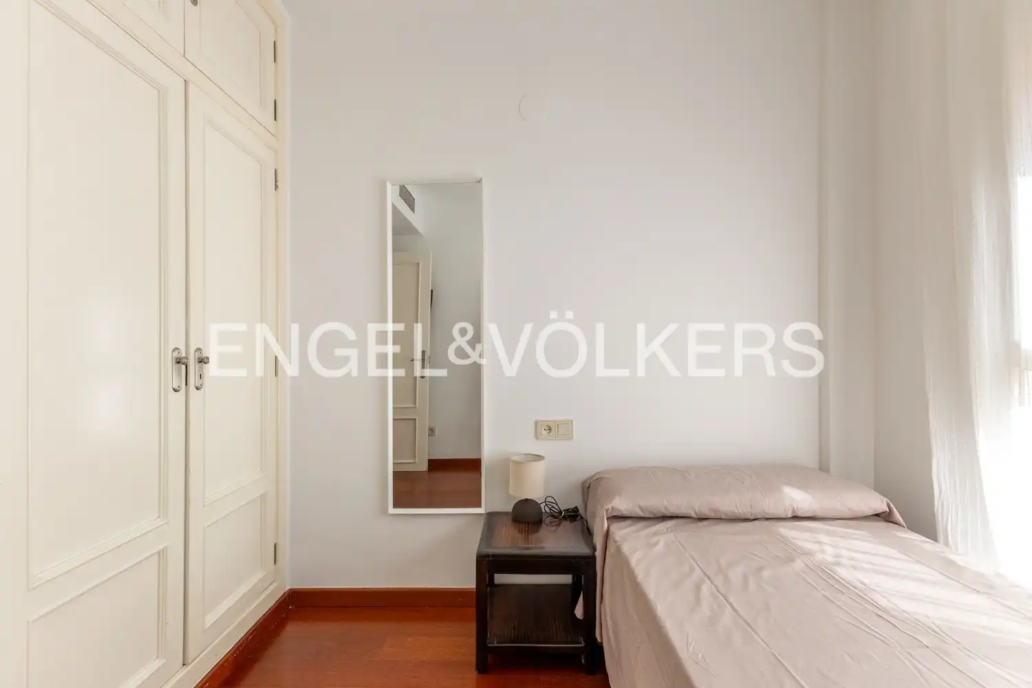 Habitación de Piso en venta en Valencia con Aire acondicionado, Calefacción y Parquet