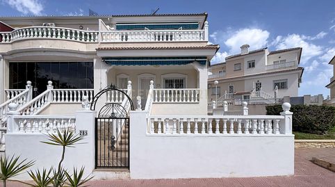 Foto 3 de Casa adosada en venda a Calle Golda Meir, 54, Urbanización Monteazul, Spai, -1, Benijófar, Alicante